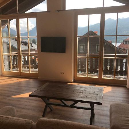 Apartment Dachjuchhe Zum See - Grosszugige 3-Zimmer-Dachgeschoss-Wohnung, Top Modern Und Sehr Zentral Schliersee Eksteriør billede