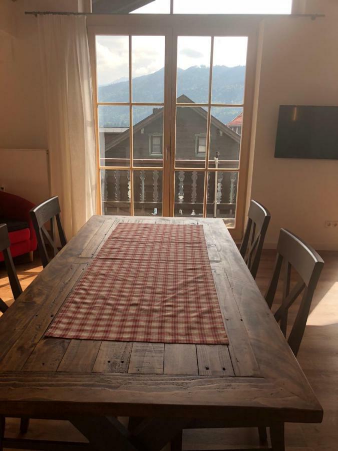 Apartment Dachjuchhe Zum See - Grosszugige 3-Zimmer-Dachgeschoss-Wohnung, Top Modern Und Sehr Zentral Schliersee Eksteriør billede