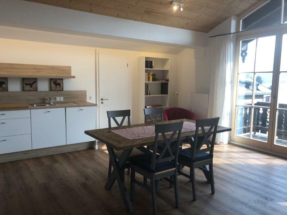 Apartment Dachjuchhe Zum See - Grosszugige 3-Zimmer-Dachgeschoss-Wohnung, Top Modern Und Sehr Zentral Schliersee Eksteriør billede